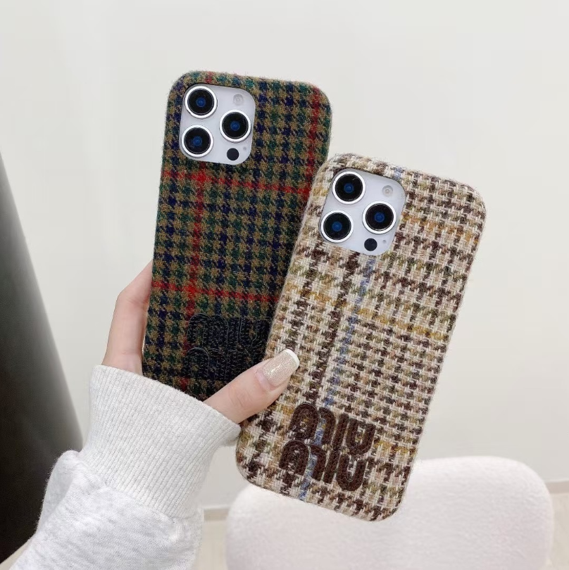 Wool Tweed Pattern Phone Case for iPhone 17 Series – Soft Fabric Protective Cover by Sillio (MM Style)